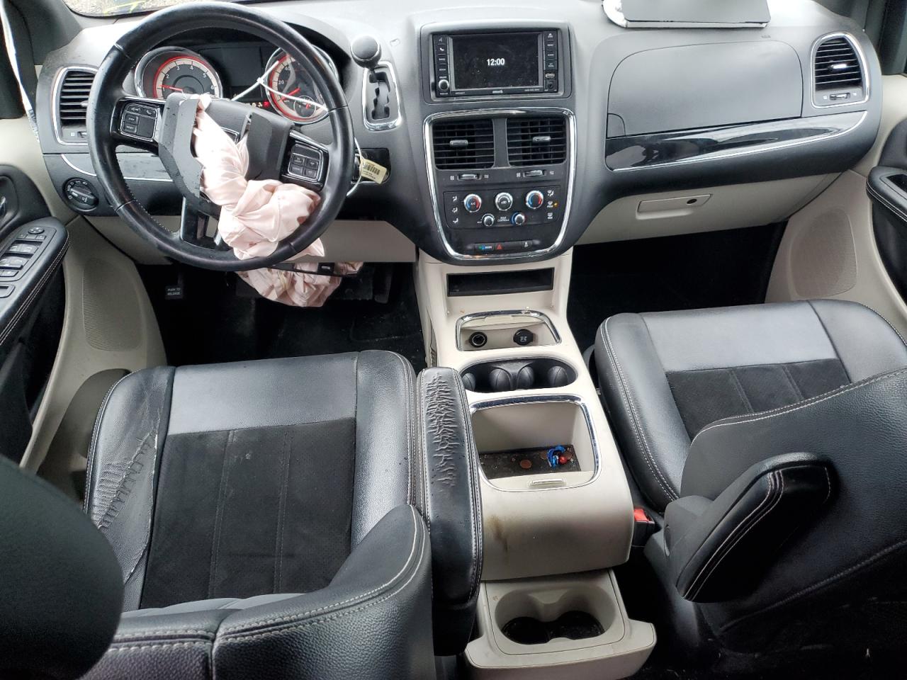 2C4RDGCG9HR860476 2017 Dodge Grand Caravan Sxt