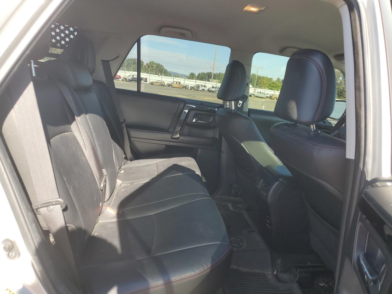 JTEBU5JRXJ5538809 2018 Toyota 4Runner Sr5/Sr5 Premium