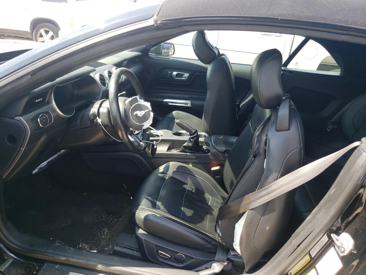 1FATP8UHXJ5125167 2018 Ford Mustang