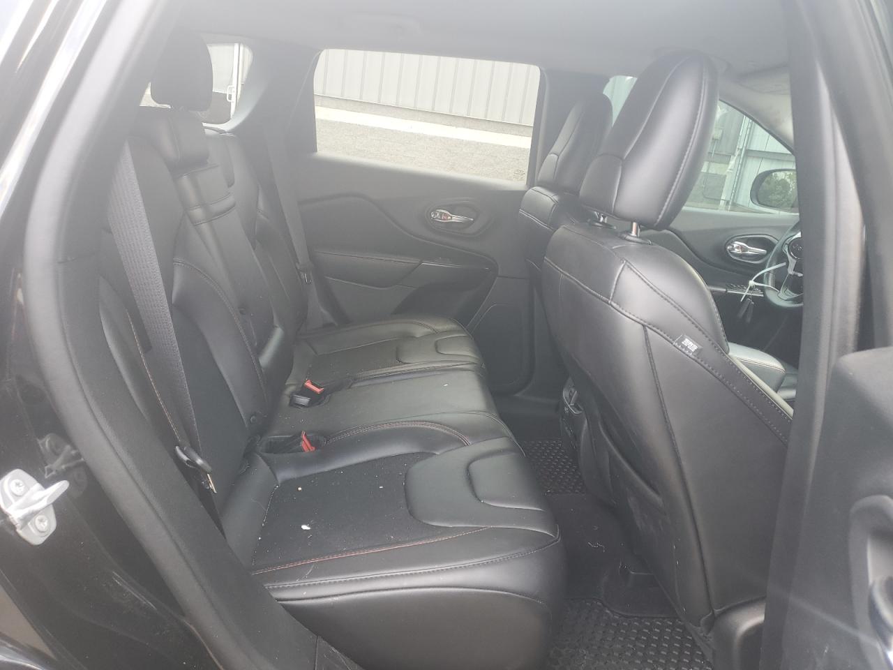 1C4PJMBN8KD289491 2019 Jeep Cherokee Trailhawk