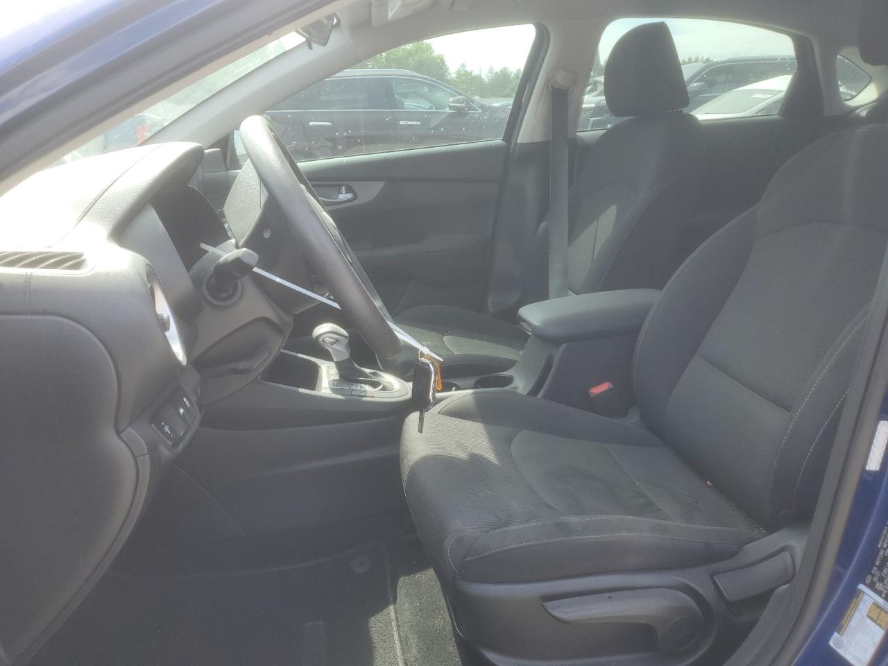 3KPF24AD9ME369871 2021 Kia Forte Fe