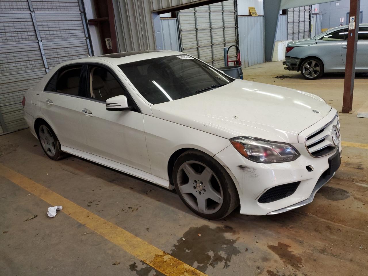 2014 Mercedes-Benz E 350 vin: WDDHF5KB9EA922903