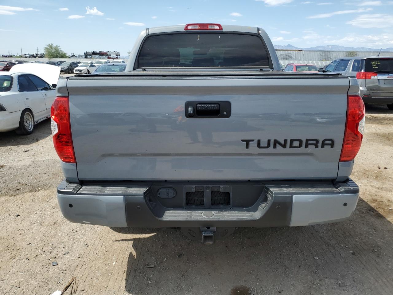 5TFHY5F12JX731854 2018 Toyota Tundra Crewmax Limited