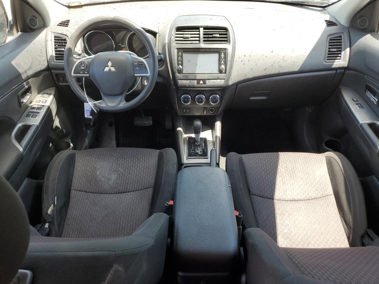 JA4AP3AU8KU034647 2019 Mitsubishi Outlander Sport Es