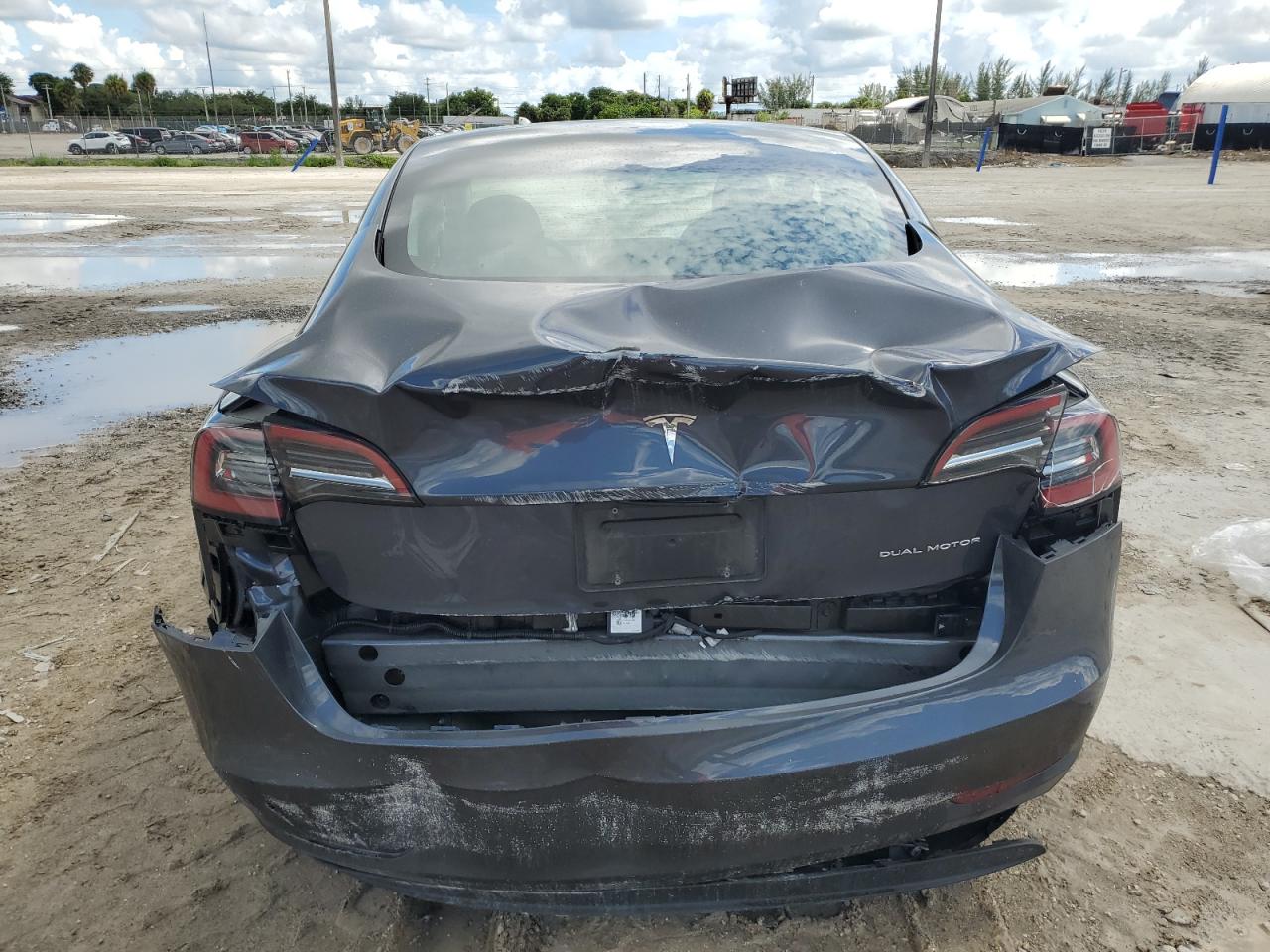 5YJ3E1EB7PF594032 2023 Tesla Model 3