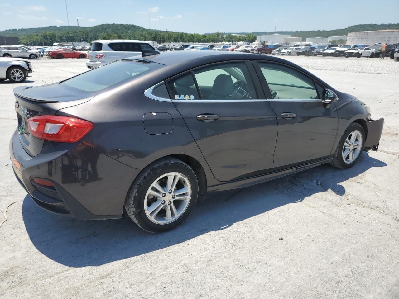 2017 Chevrolet Cruze Lt vin: 1G1BE5SM5H7255939