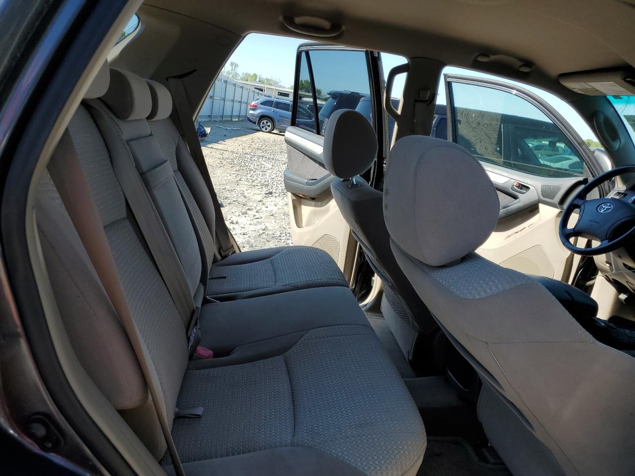 JTEZU14RX58031173 2005 Toyota 4Runner Sr5