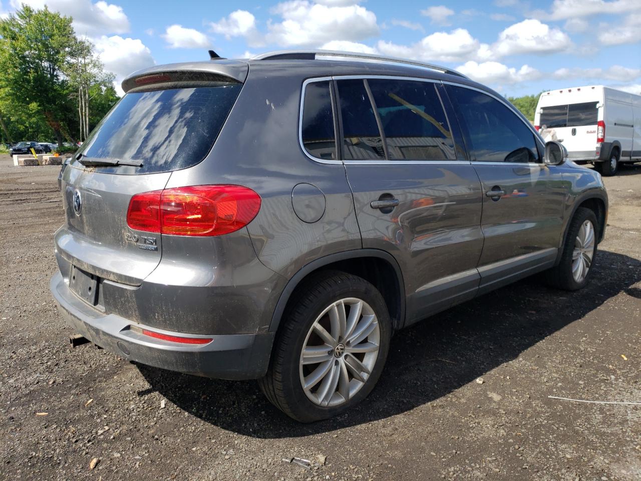 WVGBV7AX6CW000838 2012 Volkswagen Tiguan S