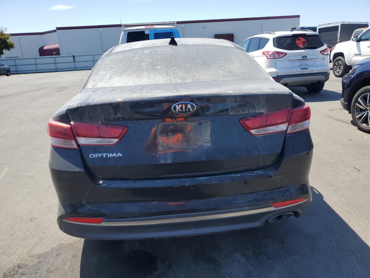 2017 Kia Optima Lx vin: 5XXGT4L30HG128350