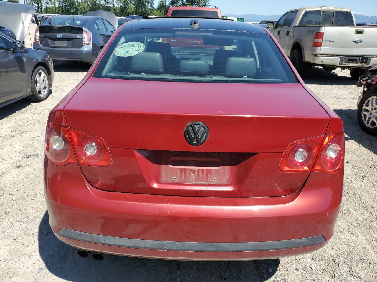 3VWSF71KX6M621295 2006 Volkswagen Jetta 2.5 Option Package 1