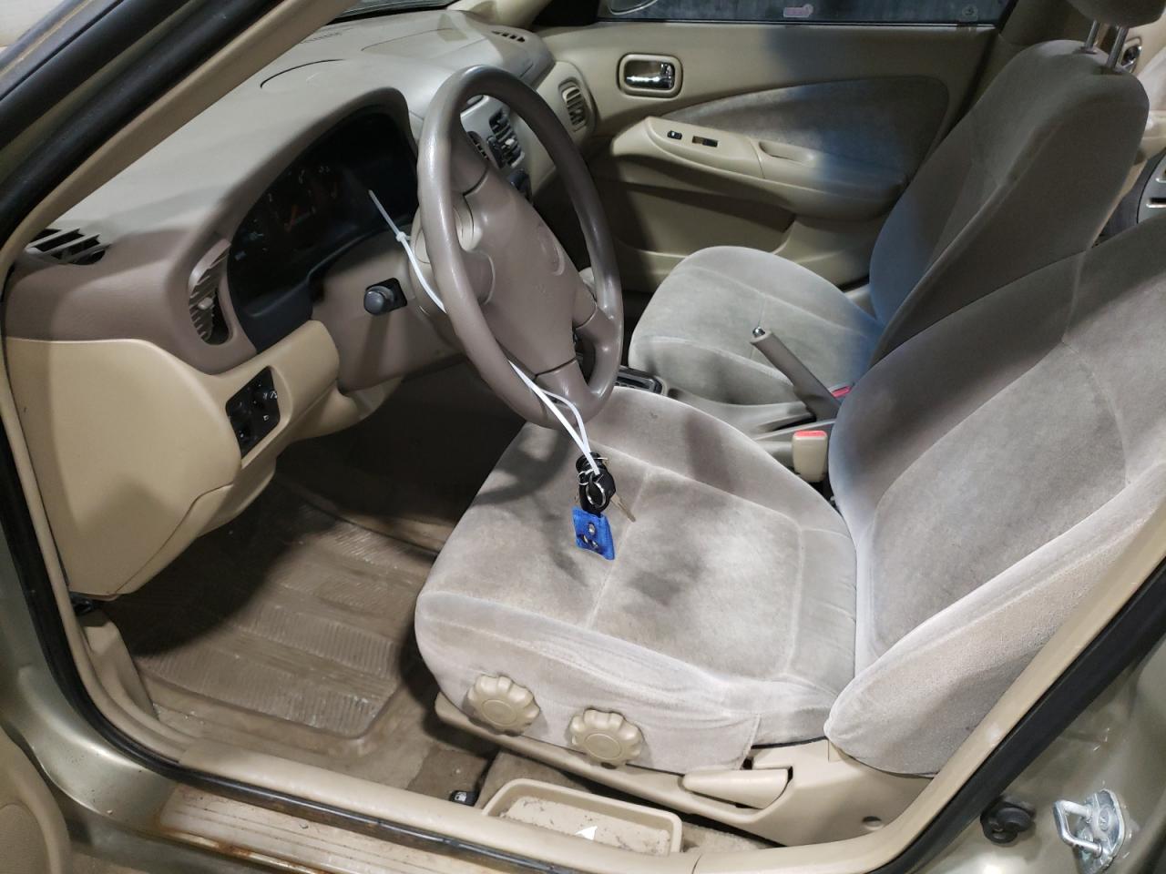 3N1CB51D8YL317581 2000 Nissan Sentra Base