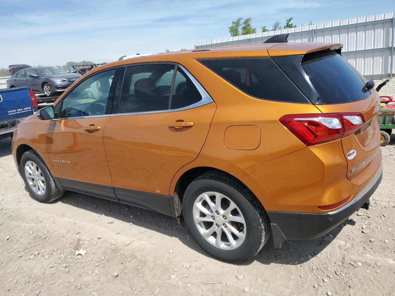 2GNAXSEV9J6172317 2018 Chevrolet Equinox Lt