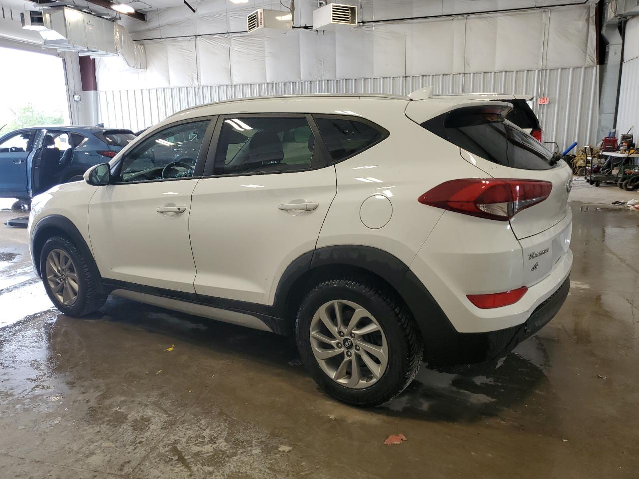 KM8J3CA48JU689385 2018 Hyundai Tucson Sel