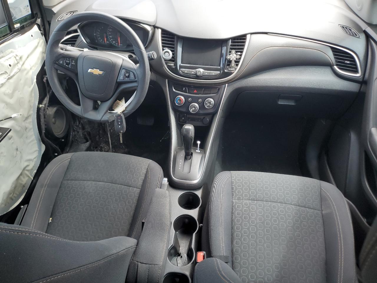 3GNCJKSB9LL326883 2020 Chevrolet Trax Ls