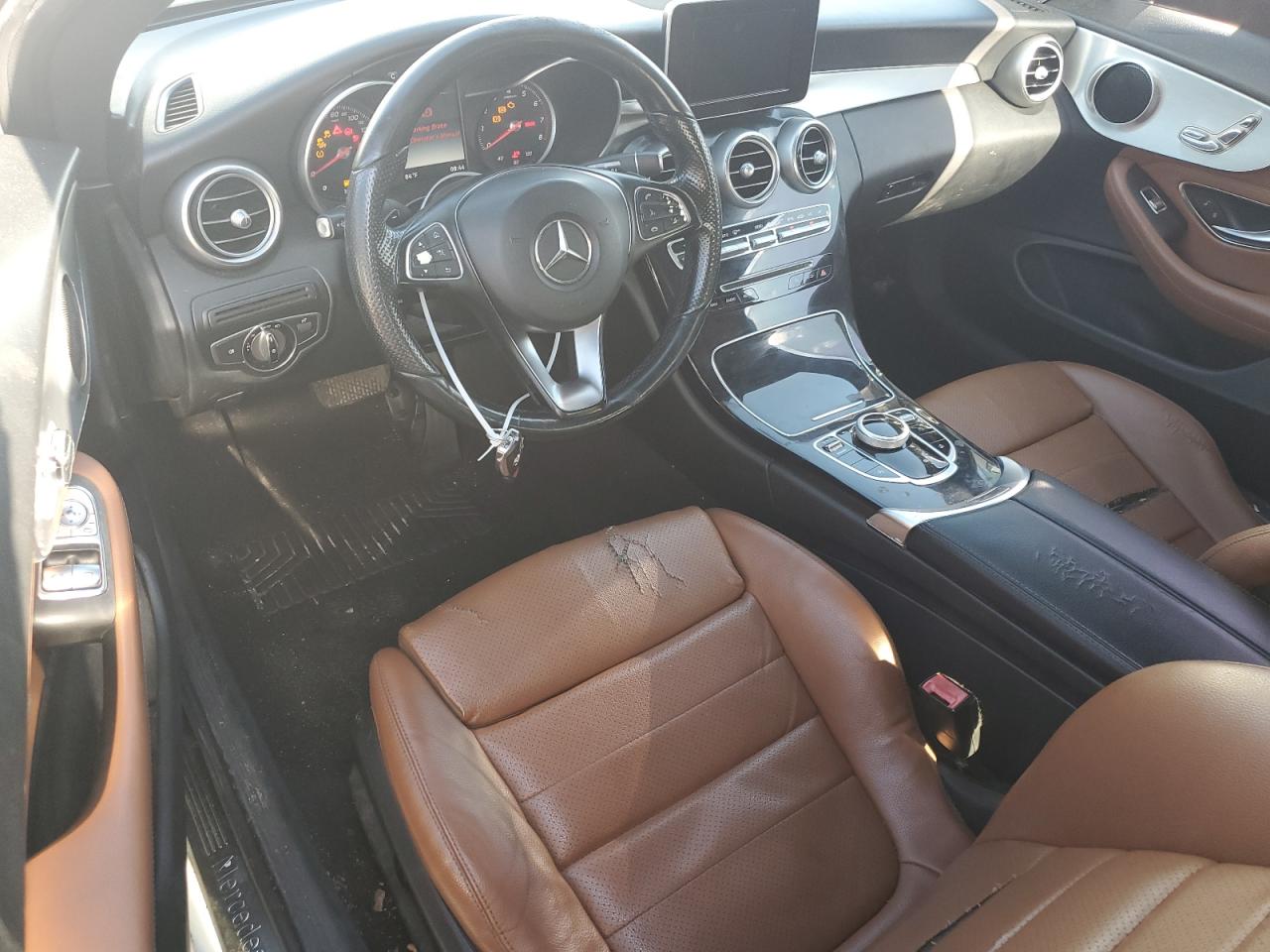 WDDWJ4JB8HF408582 2017 Mercedes-Benz C 300