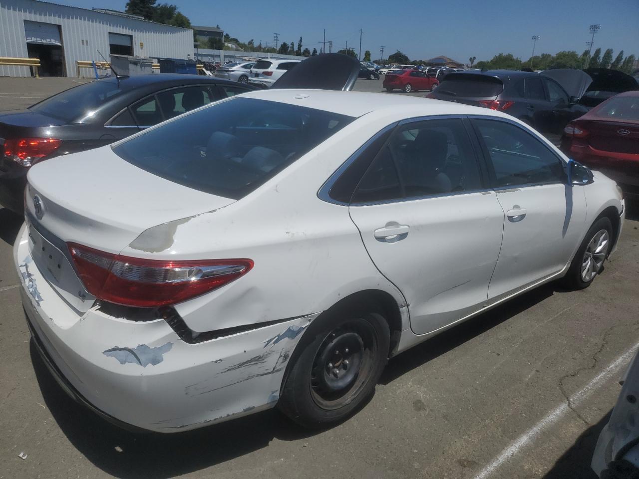 2015 Toyota Camry Le vin: 4T4BF1FK5FR473255