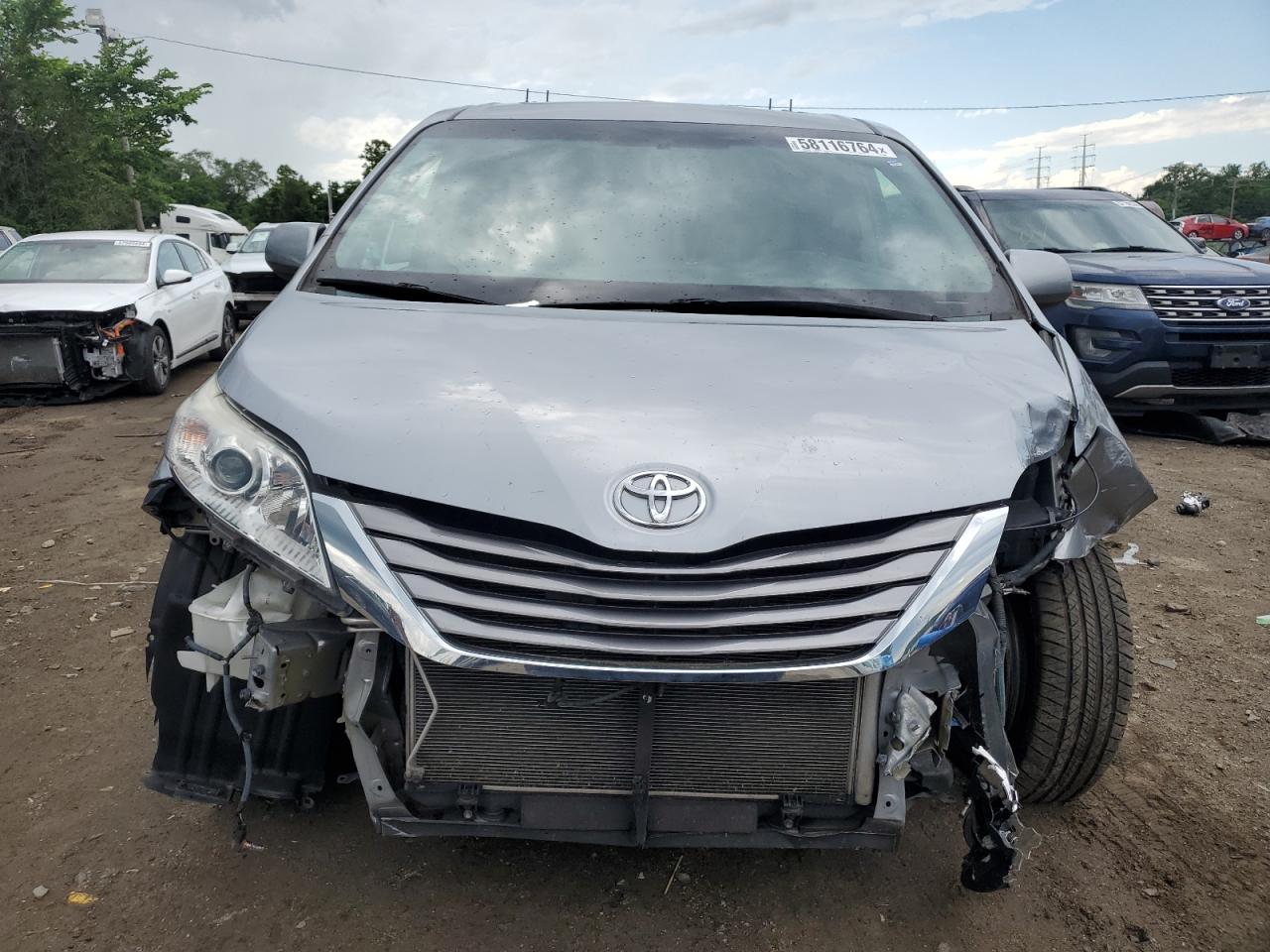 5TDYK3DC0FS549822 2015 Toyota Sienna Xle