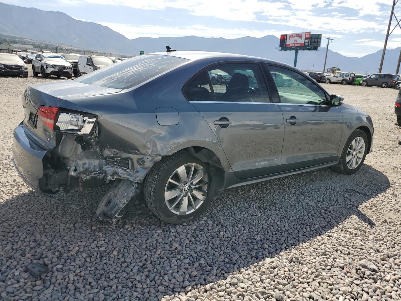 2015 Volkswagen Jetta Tdi vin: 3VWLA7AJ6FM266233