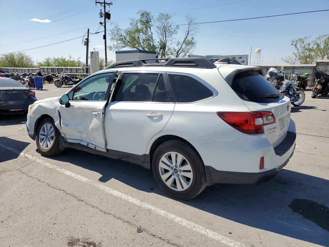 2017 Subaru Outback 2.5I Premium vin: 4S4BSAHCXH3247779