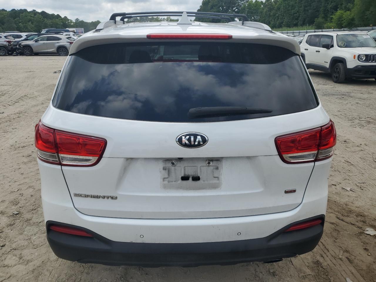 5XYPGDA37JG342244 2018 Kia Sorento Lx