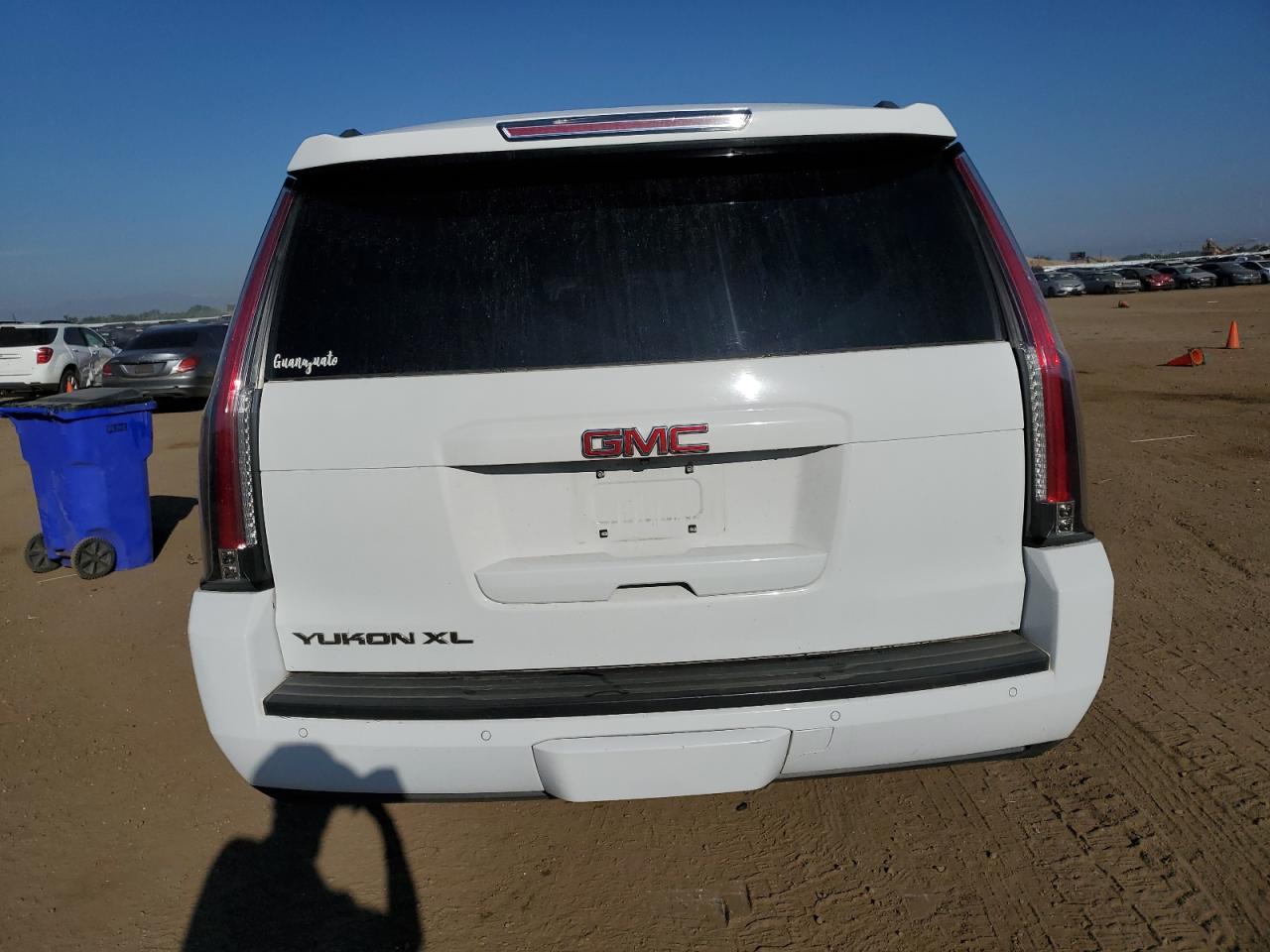 1GKS2FKC7HR216503 2017 GMC Yukon Xl K1500 Sle