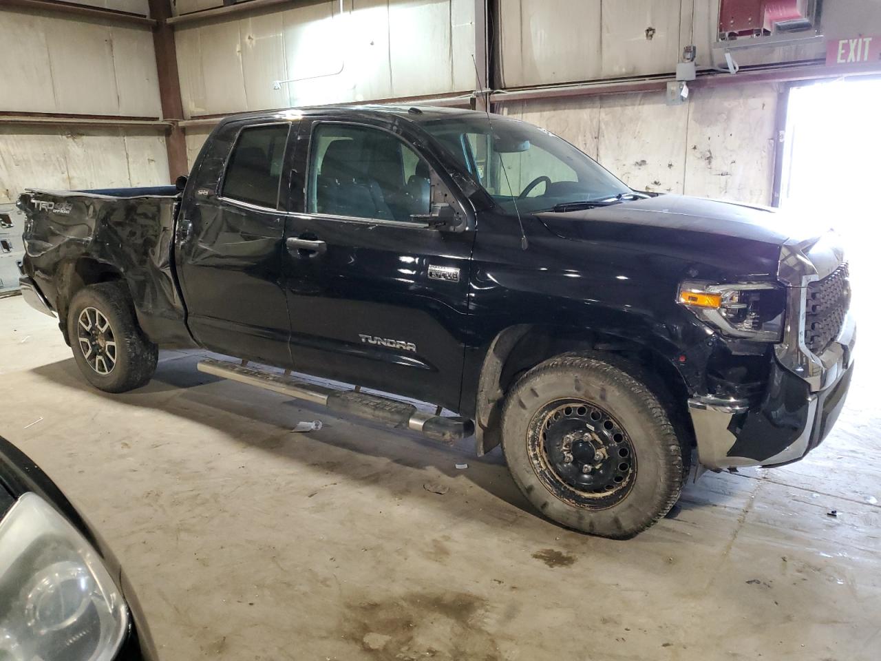 5TFUW5F13JX759408 2018 Toyota Tundra Double Cab Sr/Sr5