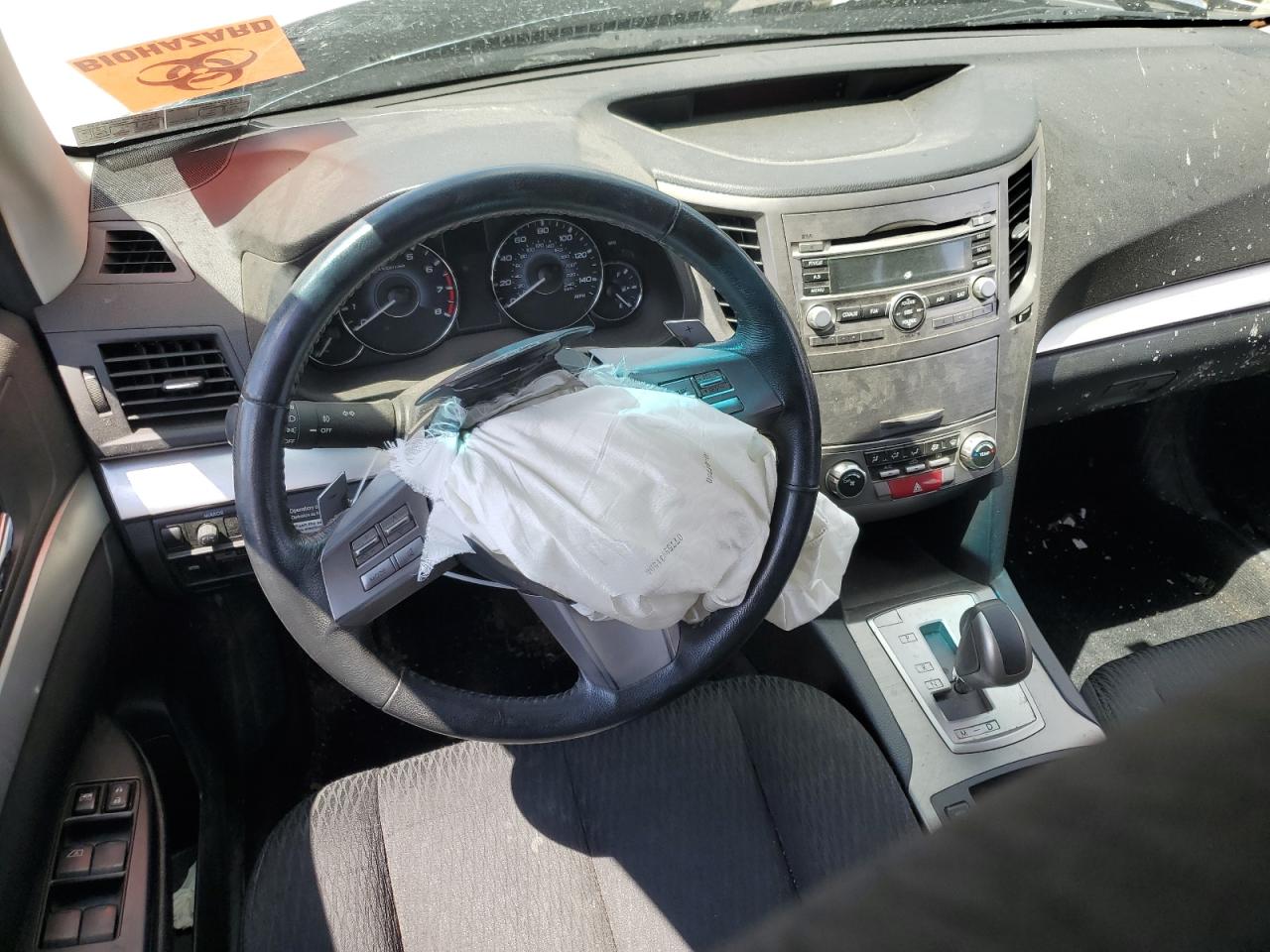 4S4BRBCC3A3325639 2010 Subaru Outback 2.5I Premium