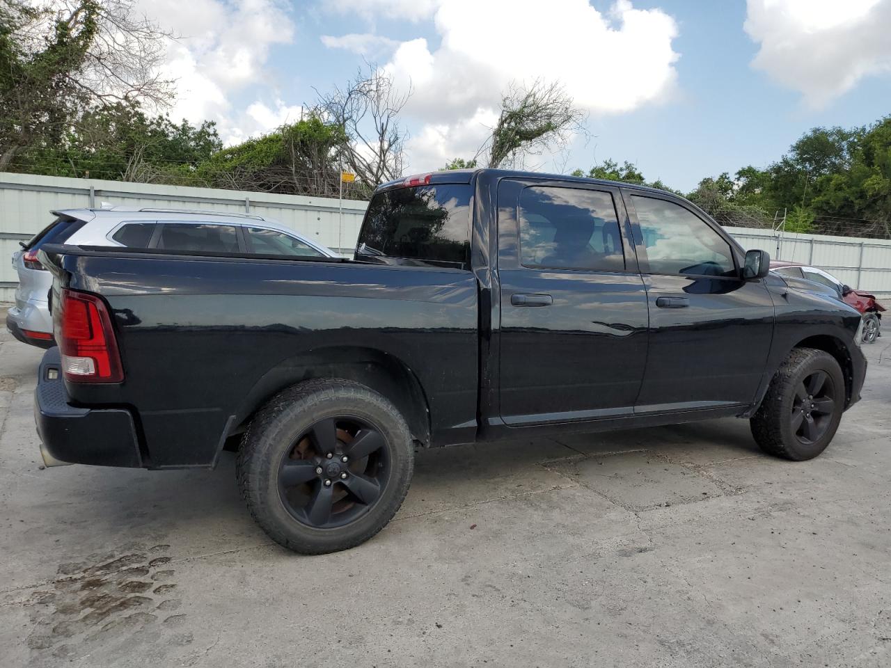 1C6RR6KT6ES348587 2014 Ram 1500 St