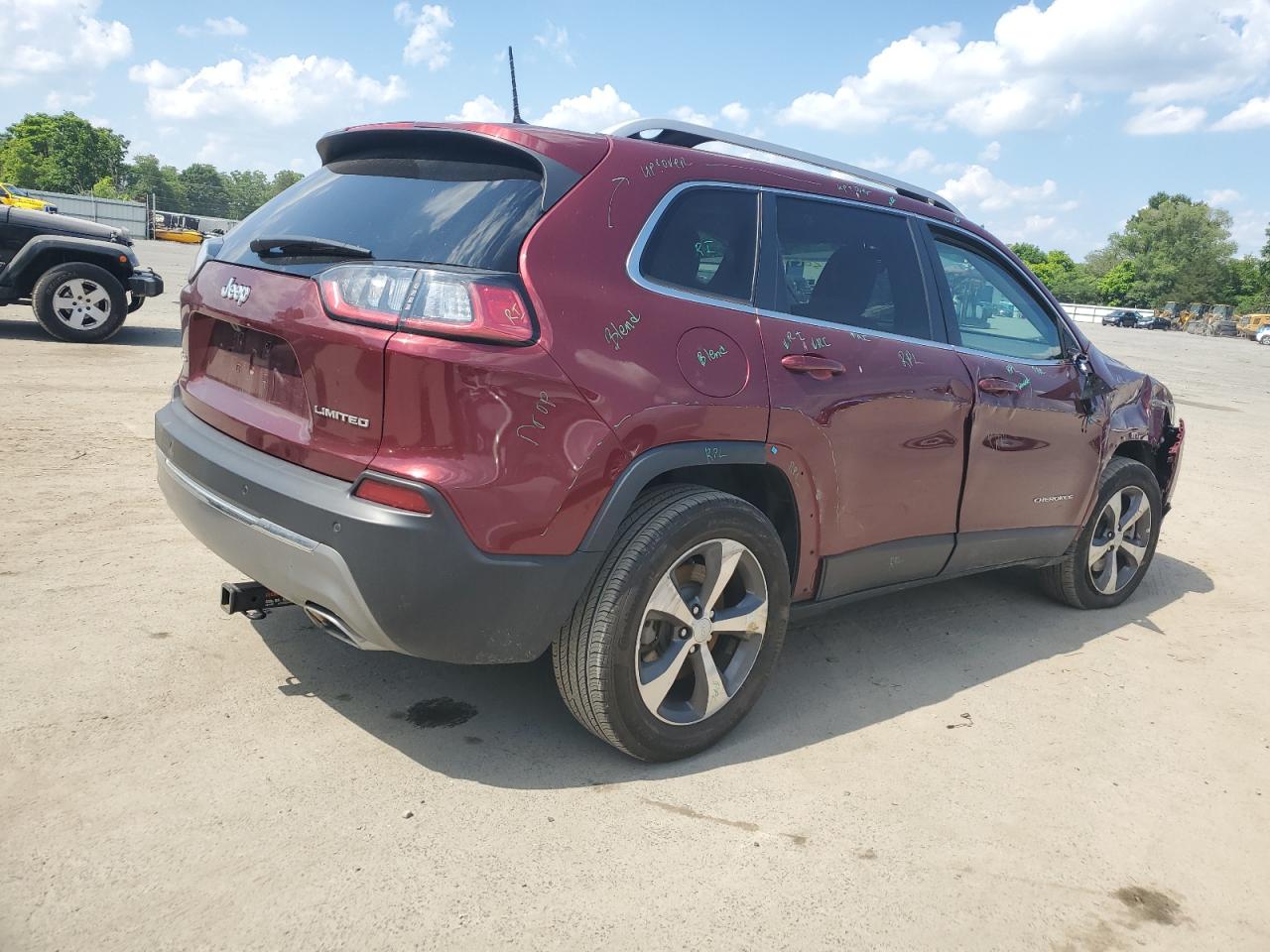 2019 Jeep Cherokee Limited vin: 1C4PJMDX2KD319597