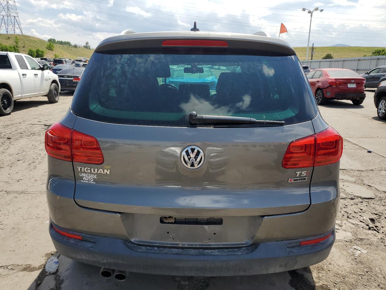 WVGSV7AX6HK027861 2017 Volkswagen Tiguan Wolfsburg