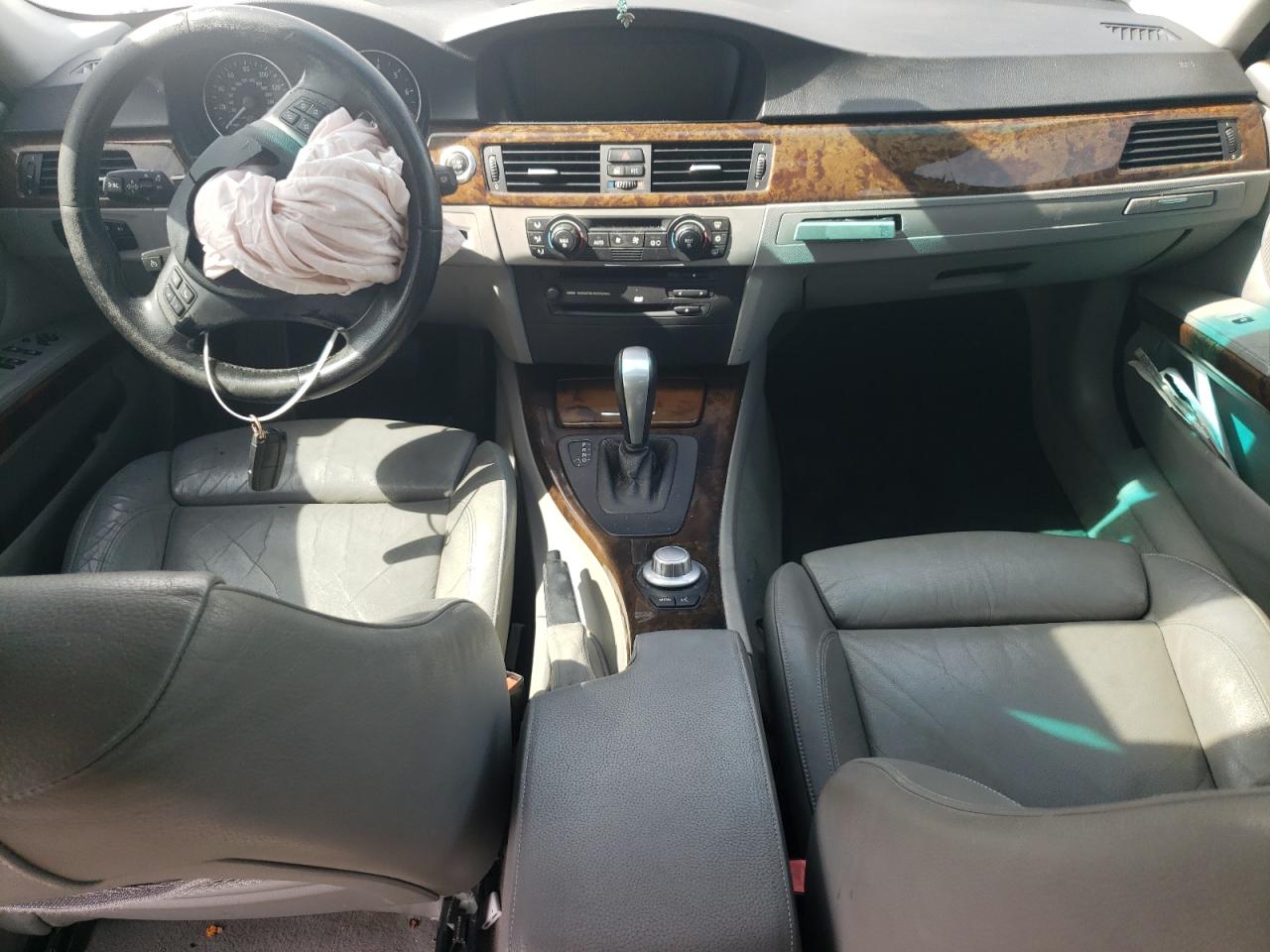 WBAVB33586PS14546 2006 BMW 330 I