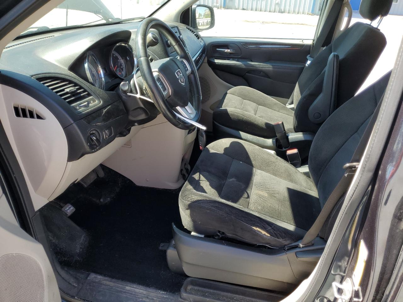 2C4RDGBG3ER407399 2014 Dodge Grand Caravan Se