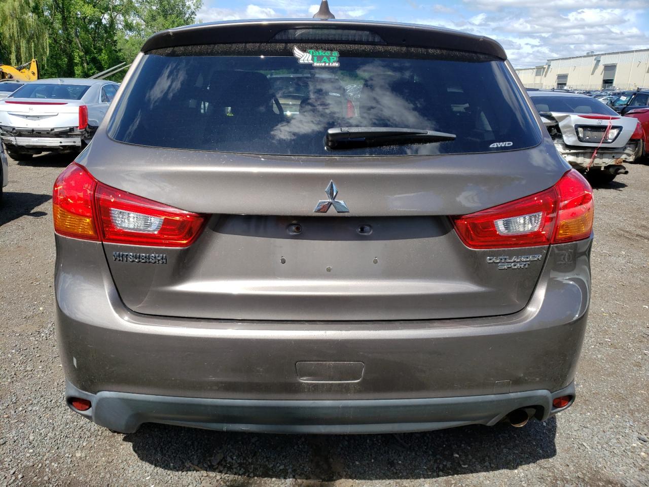 JA4AR3AU5HZ023921 2017 Mitsubishi Outlander Sport Es