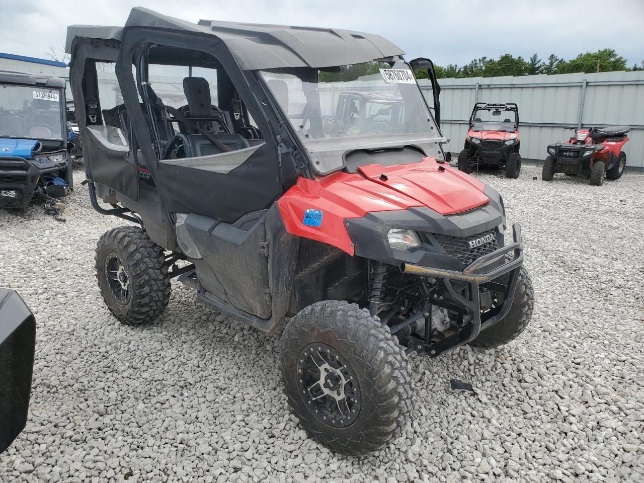 1HFVE0261J4402361 HONDA SXS700 M4 2018