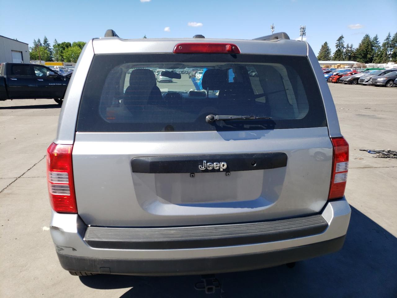 Lot #2823946057 2014 JEEP PATRIOT LA