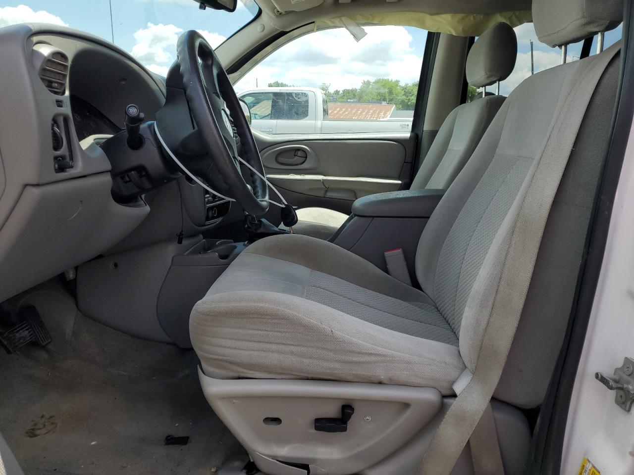 1GNDT13S382252988 2008 Chevrolet Trailblazer Ls