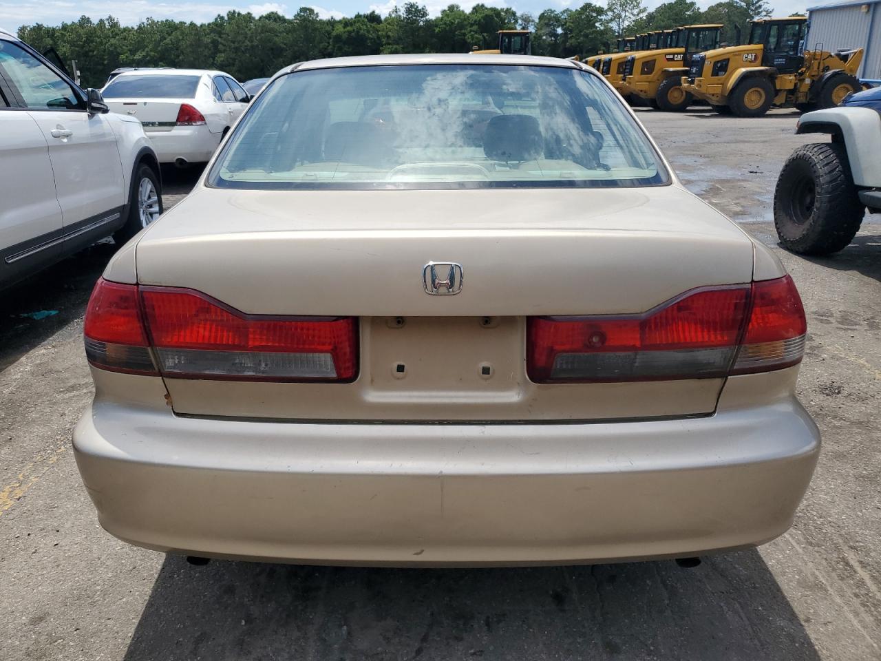 1HGCG16581A085037 2001 Honda Accord Ex