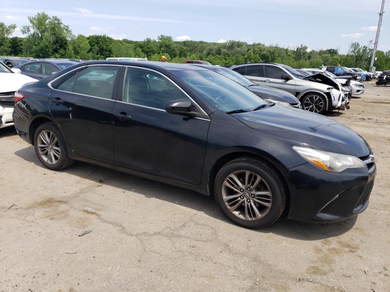 2017 Toyota Camry Le vin: 4T1BF1FK5HU344557