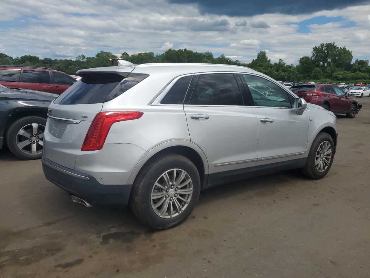 1GYKNDRS6HZ256604 2017 Cadillac Xt5 Luxury