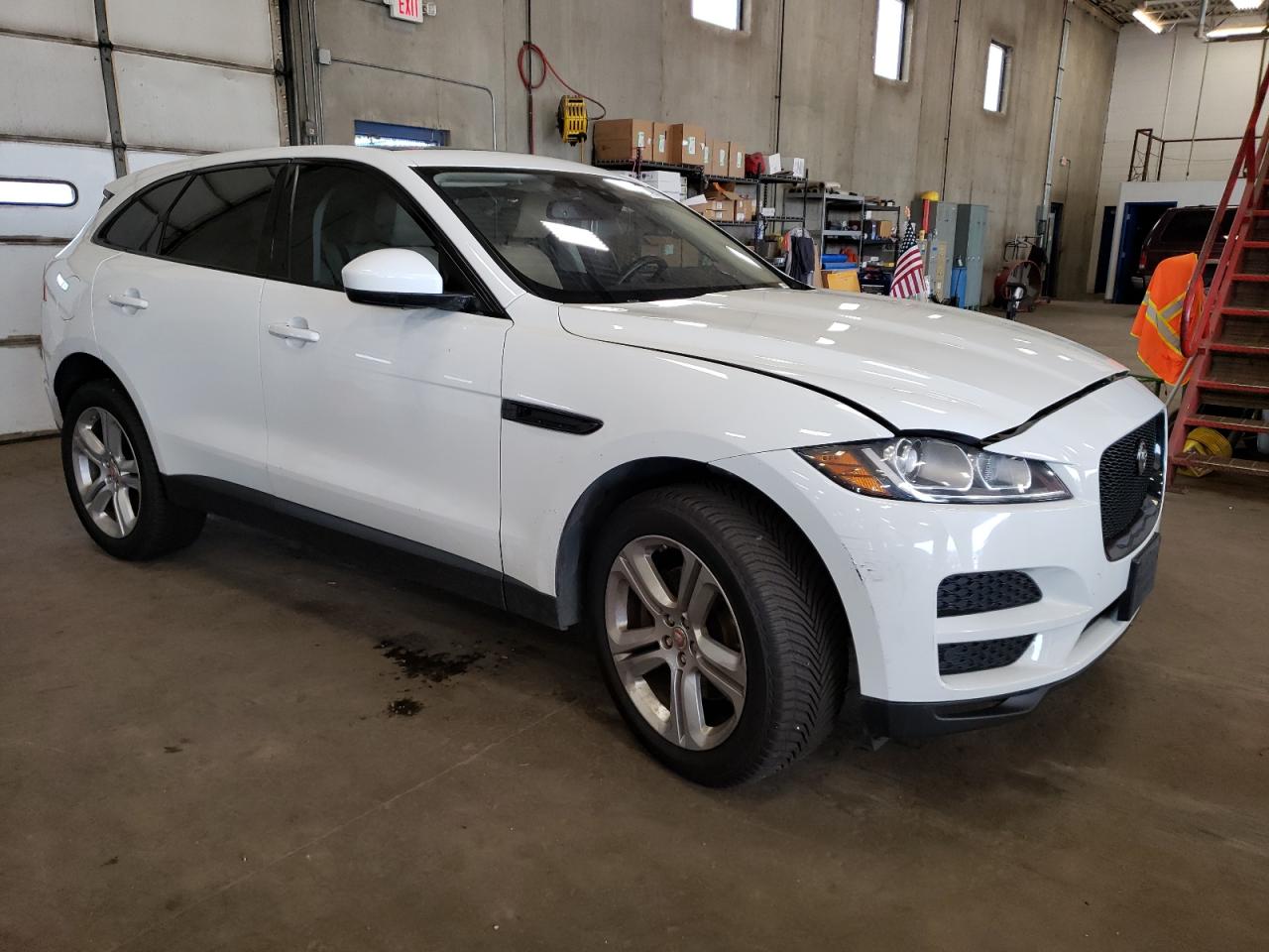 SADCJ2BVXHA066290 2017 Jaguar F-Pace Premium