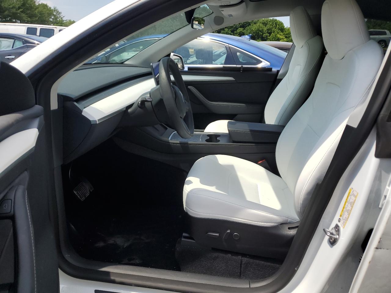 7SAYGDEE2PF700742 2023 Tesla Model Y