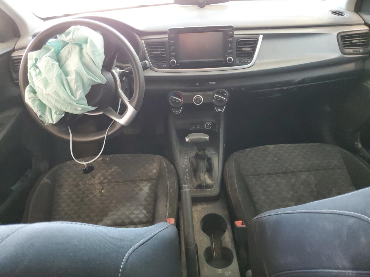 3KPA24AD7LE320452 2020 Kia Rio Lx