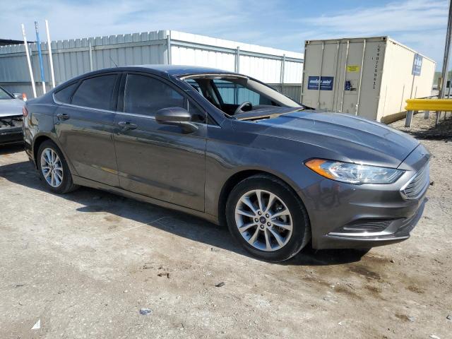 VIN 3FA6P0H70HR349992 2017 Ford Fusion, SE no.4