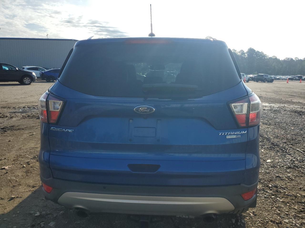 2017 Ford Escape Titanium vin: 1FMCU9JD2HUE30944