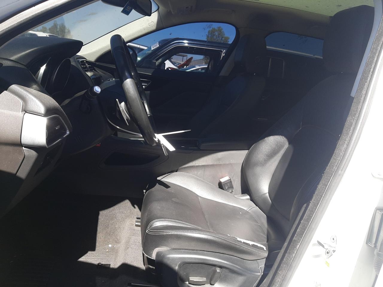 SADCJ2BV8HA055403 2017 Jaguar F-Pace Premium