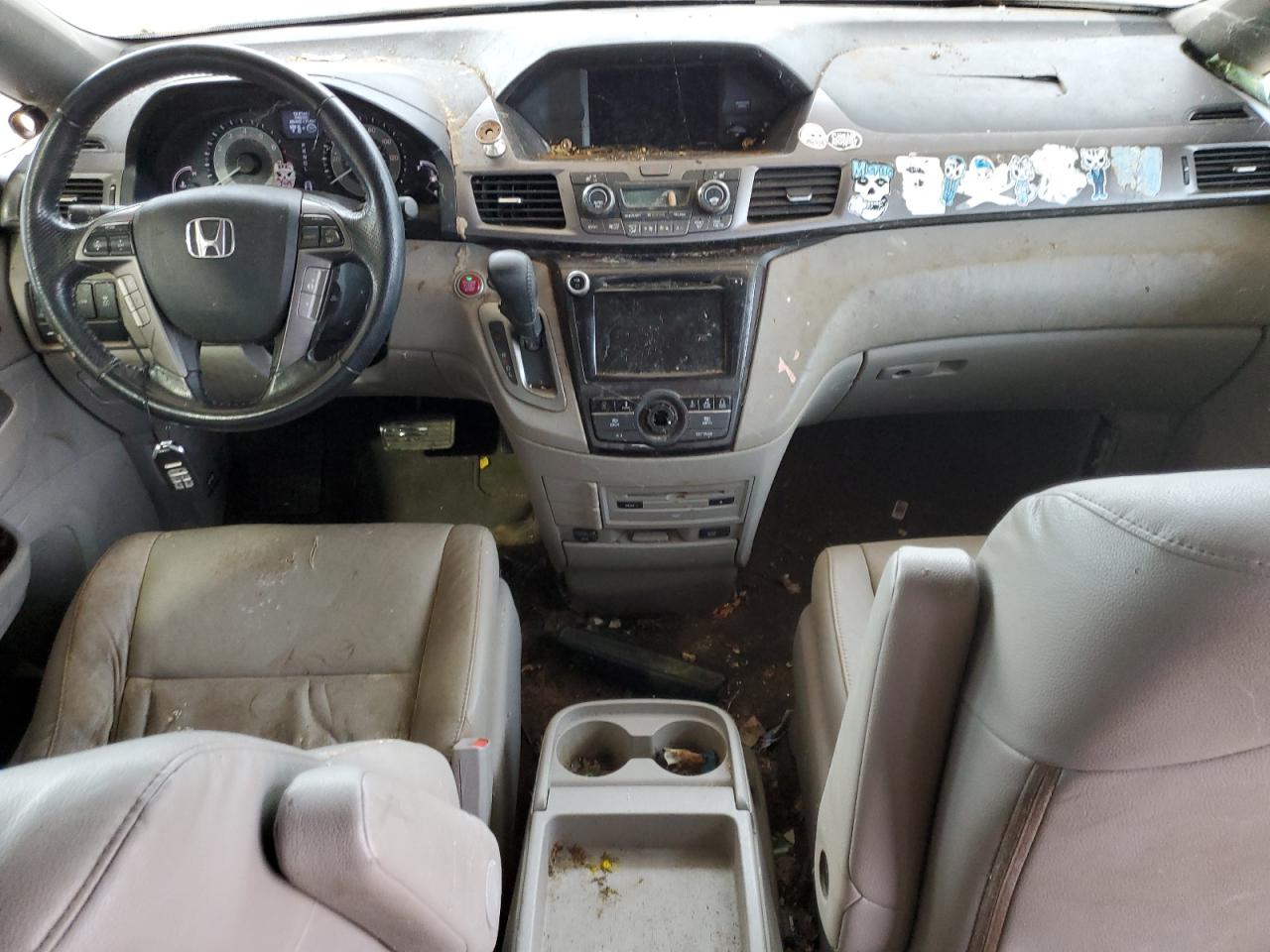 2014 Honda Odyssey Touring vin: 5FNRL5H92EB115626