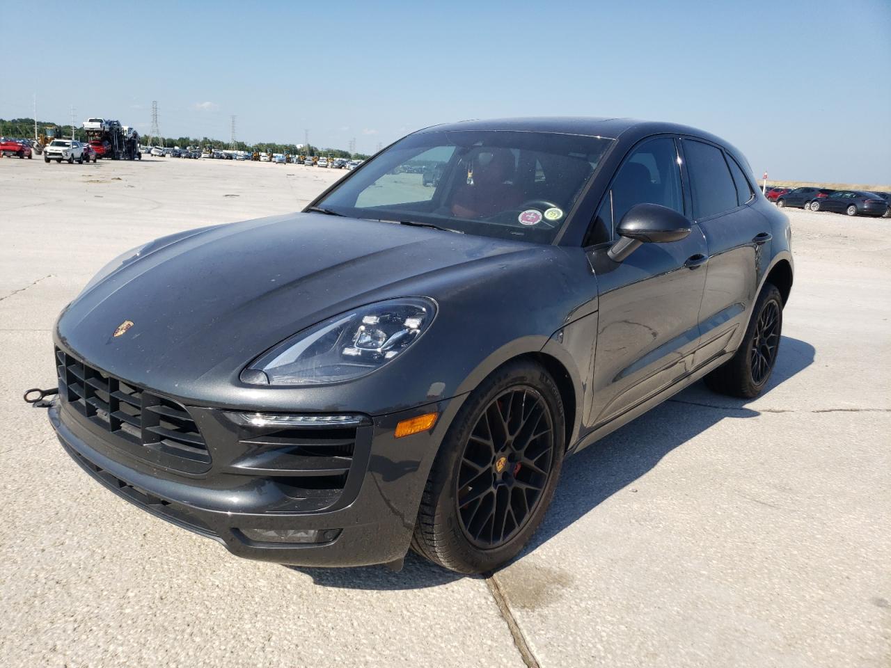 WP1AG2A5XJLB63582 2018 Porsche Macan Gts