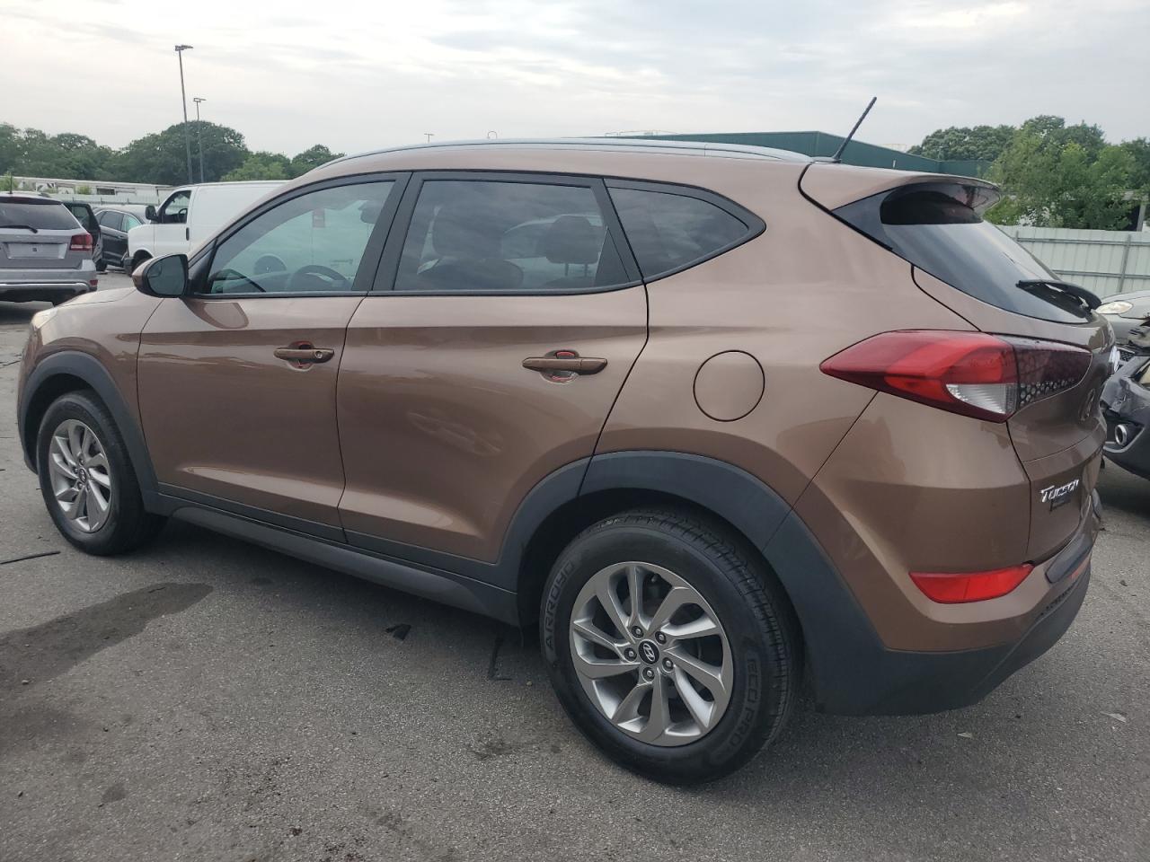 2016 Hyundai Tucson Limited vin: KM8J3CA40GU176706