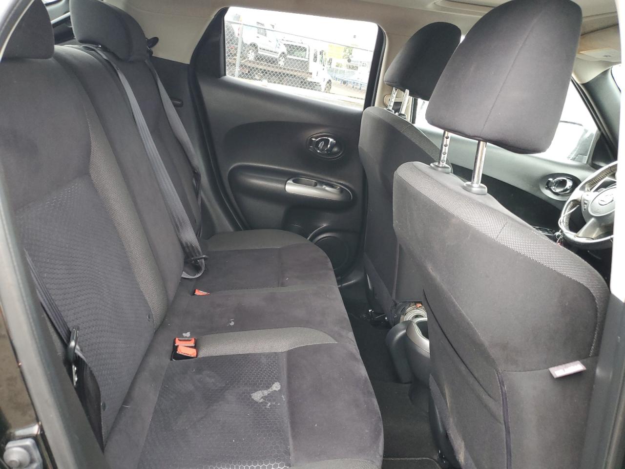 JN8AF5MR7HT700380 2017 Nissan Juke S