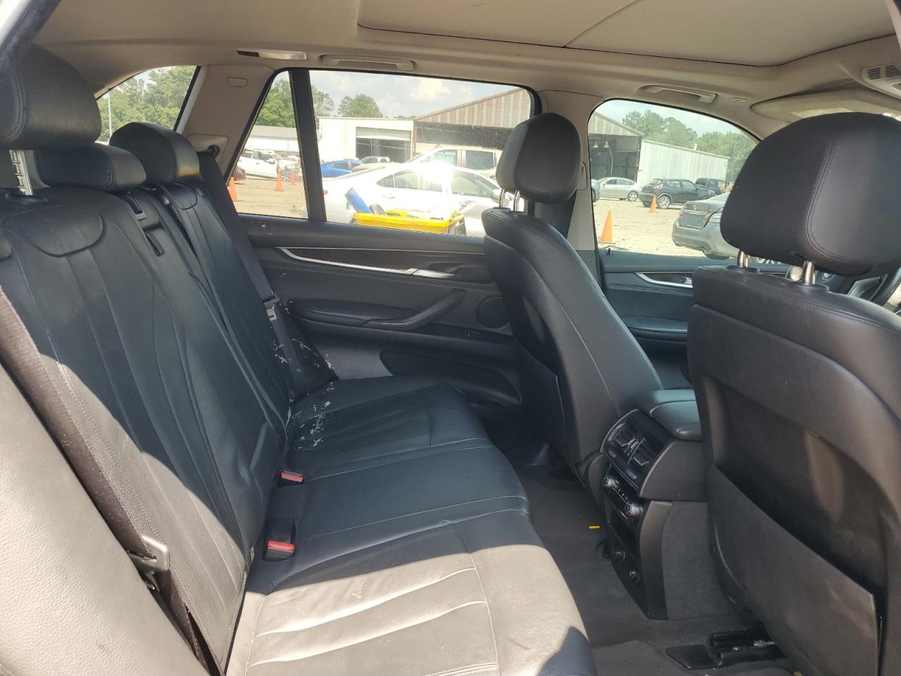 5UXKR2C50F0H38764 2015 BMW X5 Sdrive35I